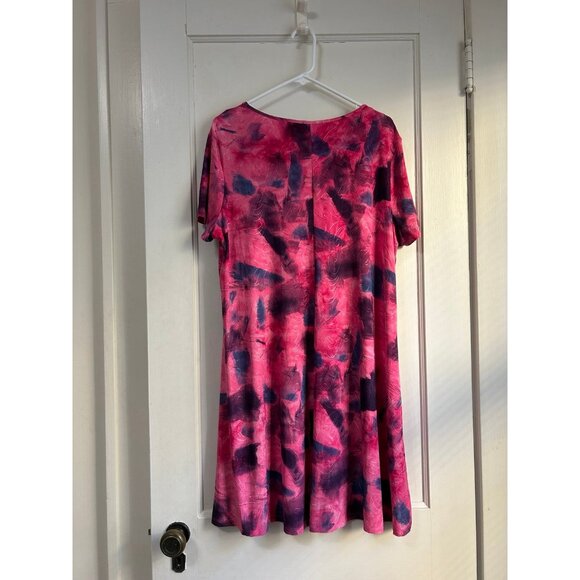 NWT!! Women’s Cocomo pink dress . - Picture 2 of 3